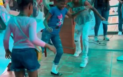 La felicidad no tiene precio
#ElCorazónDeLaPrefectura
#MochilaSolidaria
#Pre…