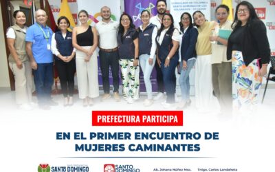 Nuestra Subgerenta de Servicios Sociales Msc. Rosa Inés Carrión junto a más fun…