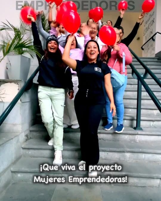 Usuarias de sectores urbanos y rurales de la provincia, participantes del proye…