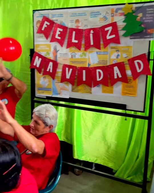 En La Comuna Julio Moreno, el Proyecto Adulto Mayor celebró su cierre del ciclo …