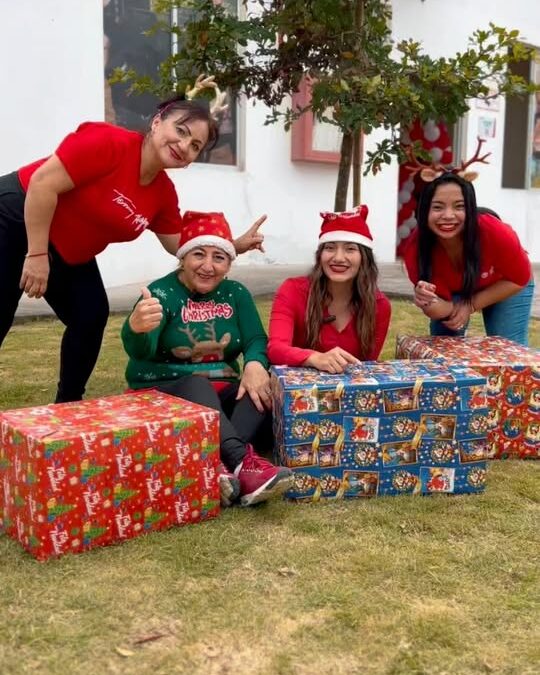 Esta Navidad, la creatividad se viste de esperanza. �El proyecto Mujeres Empren…