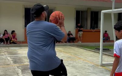 ¡Diversión, aprendizaje y nuevas experiencias!
Niños y niñas disfrutan al máxi…