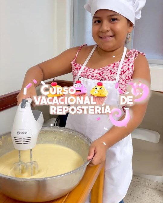 En el Curso Vacacional de Repostería , niños , niñas  y adolescentes  aprendiero…