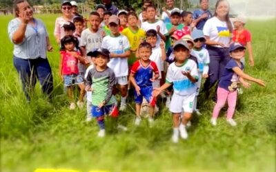 Niños, niñas y adolescentes se prepararon para vivir una jornada llena de alegrí…