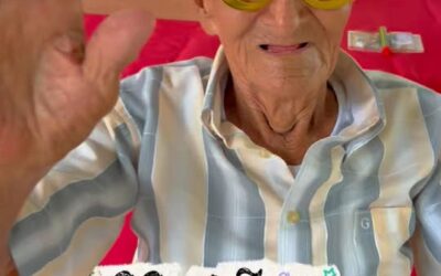 ¡A sus 99 años, don Juanito Sánchez nos demuestra que la vida se celebra con el …