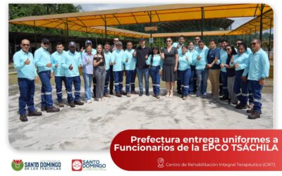La Prefecta Johana Núñez y el Viceprefecto Carlos Landaheta realizaron la entre…