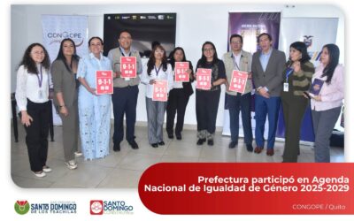 En representación de la Prefecta Johana Núñez, la Subgerente de Servicios Social…