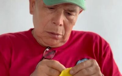 Con mucha alegría, usuarios del proyecto Cuídame Soy Adulto Mayor de la Comuna …