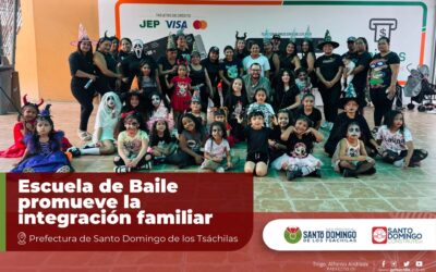 Niñas y madres de familia de la Escuela de Baile participaron en una bailoterapi…